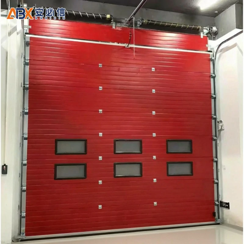 四平分节式提升门